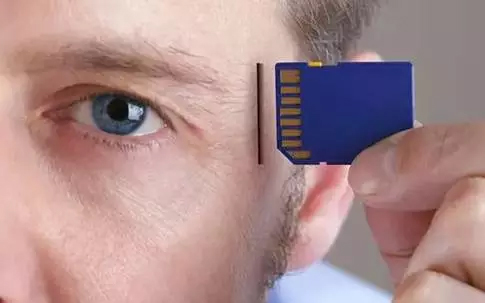 小身材大智慧 微縮在芯片上的生化實(shí)驗(yàn)室 小身材大智慧 微縮在芯片上的生化實(shí)驗(yàn)室