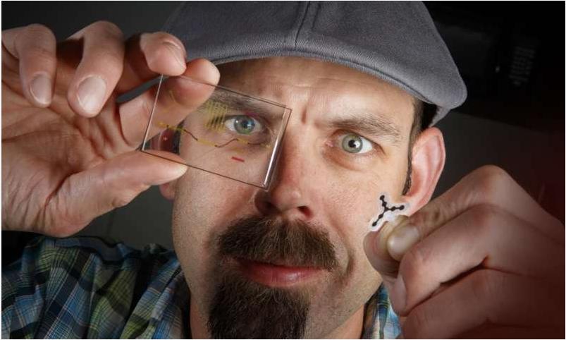 橡膠和塑料緊緊粘在一起微流體網(wǎng)絡(luò)