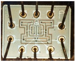 控制Apollo航天器（1960年代）的計(jì)算機(jī)的邏輯NOR IC組件。